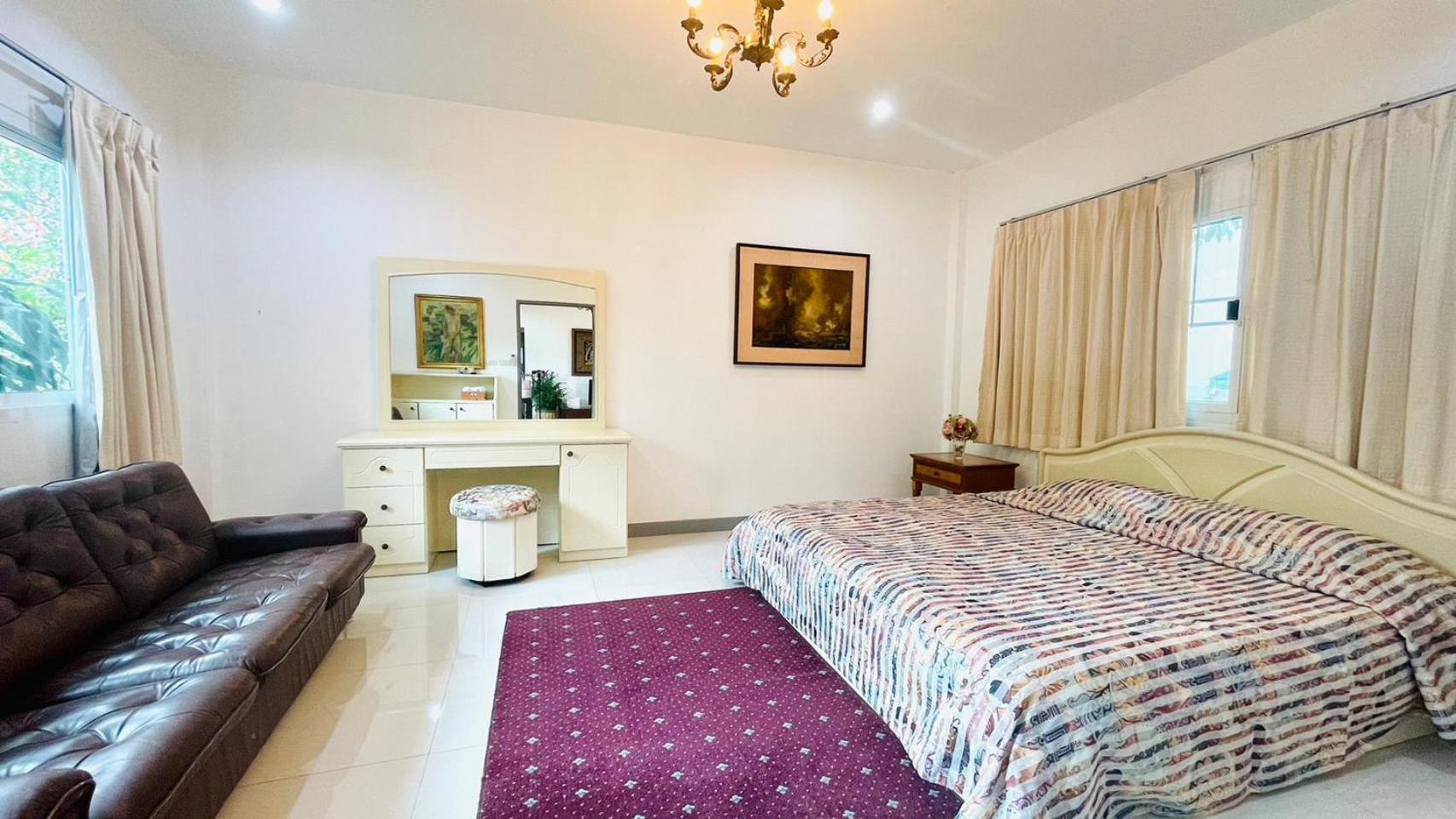 Hotel Baan Ing Khao Pak Chong Esterno foto
