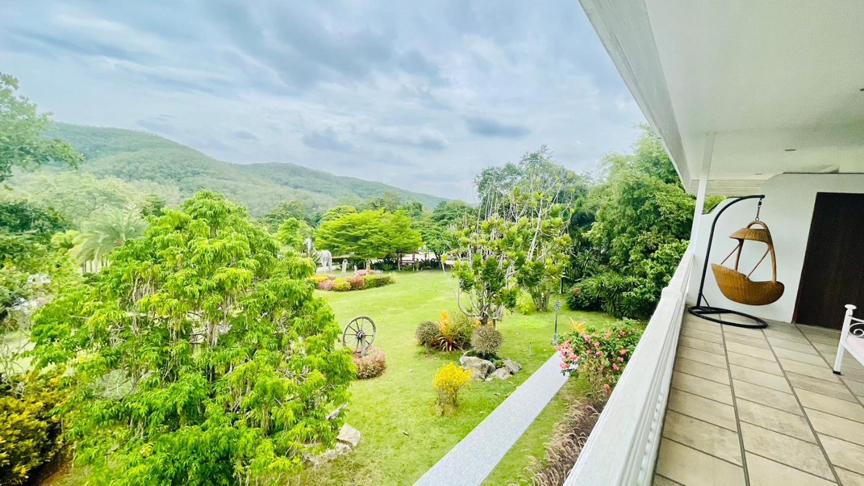 Hotel Baan Ing Khao Pak Chong Esterno foto