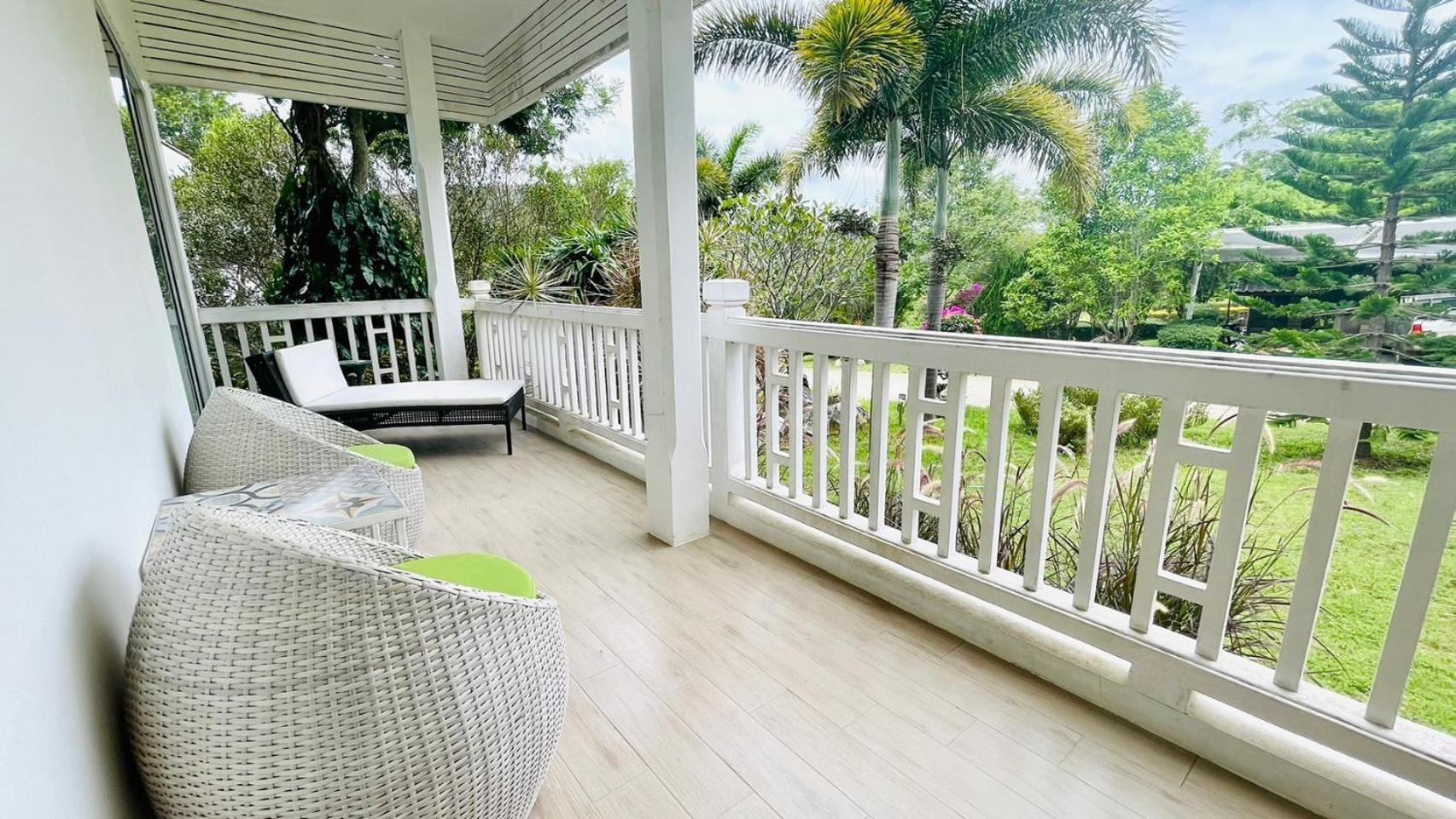 Hotel Baan Ing Khao Pak Chong Esterno foto