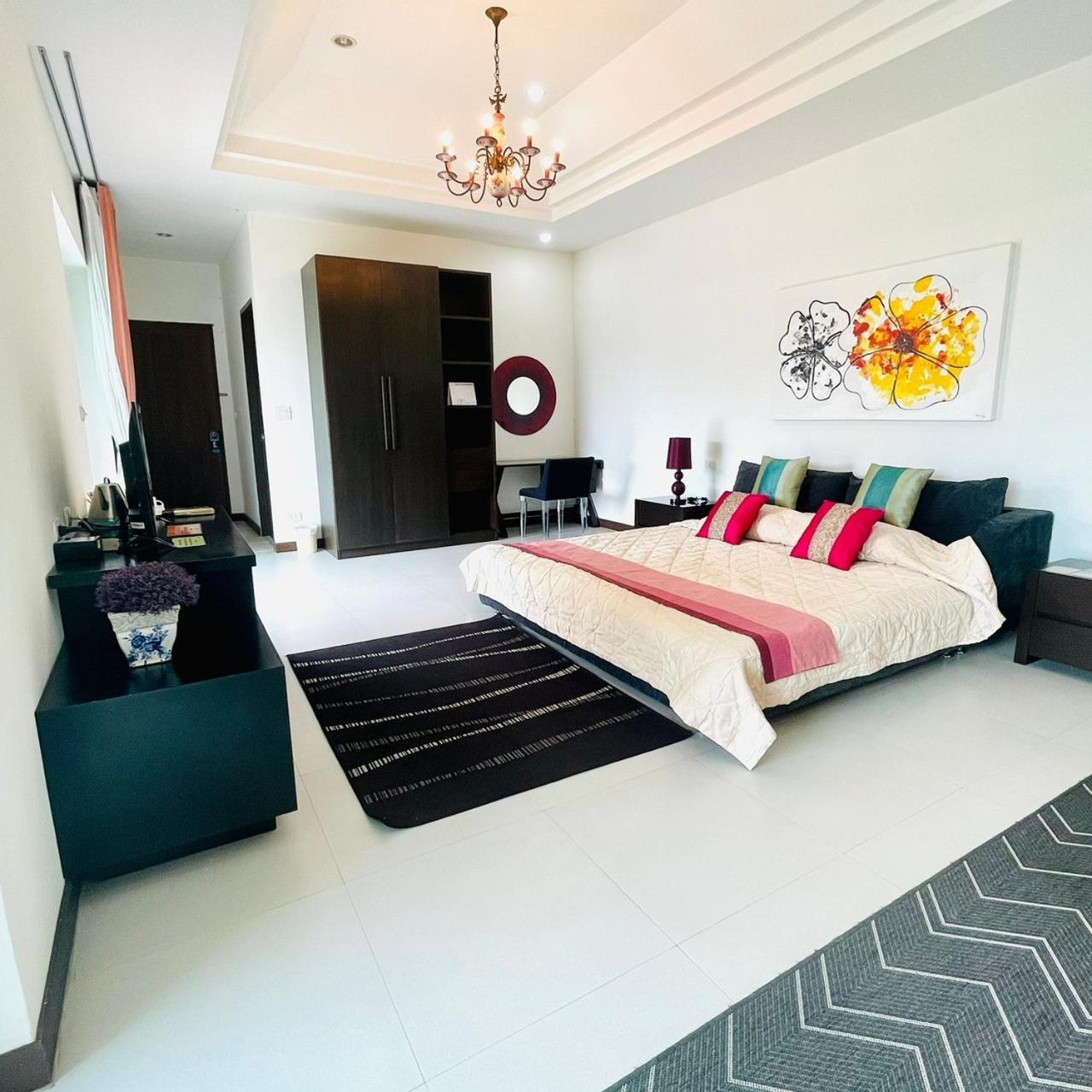 Hotel Baan Ing Khao Pak Chong Esterno foto